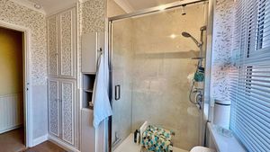 Photo 11- click for photo gallery